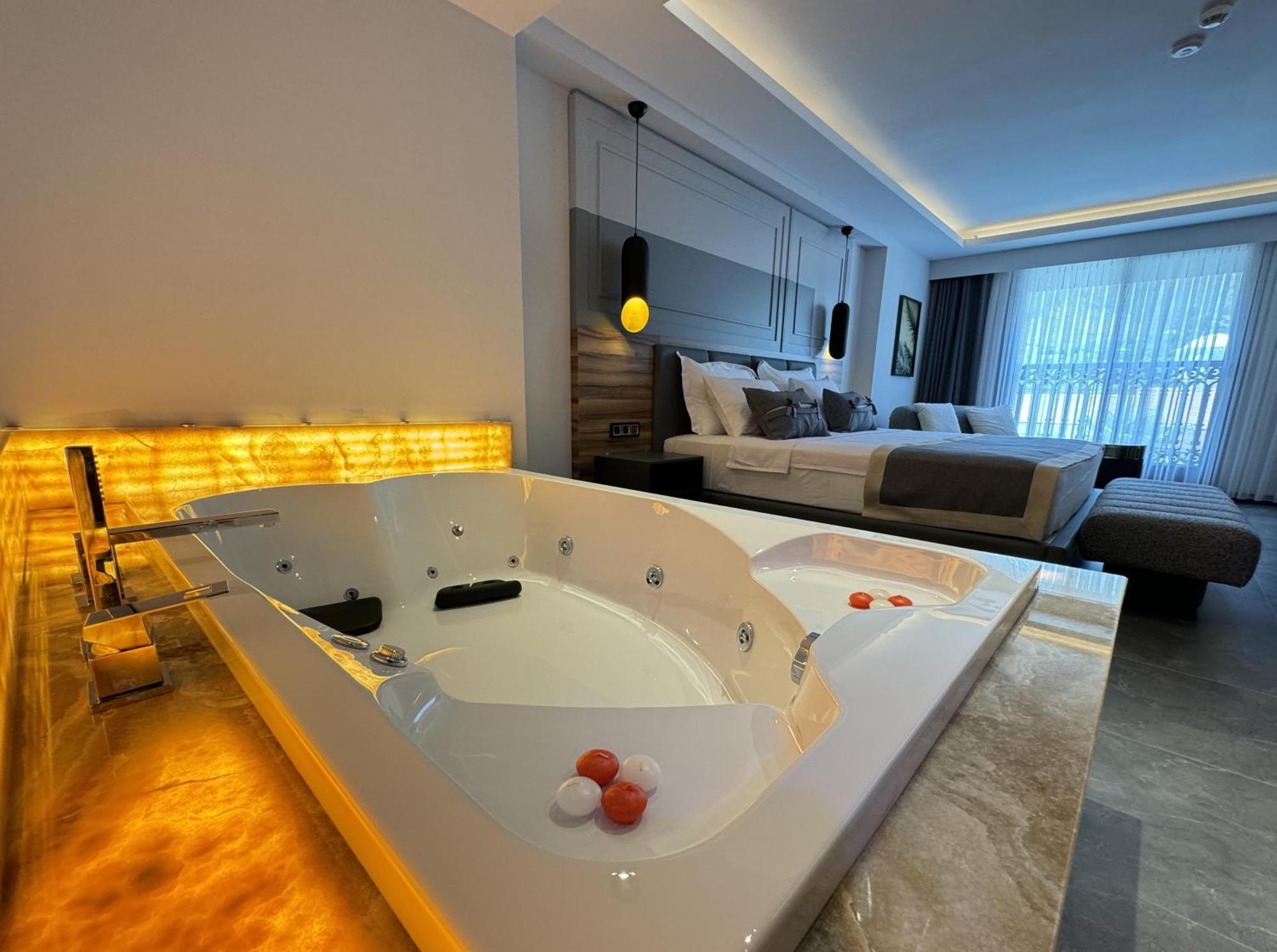 Telmessos City Hotel- Adults Only Fethiye Luaran gambar